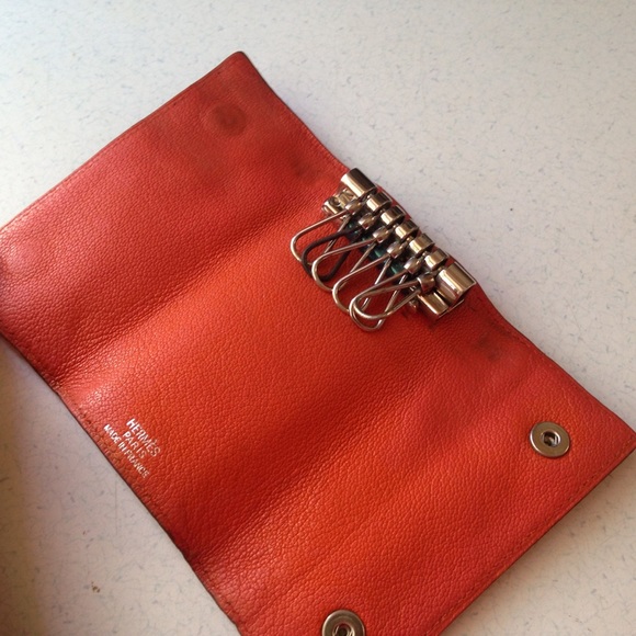 Hermes Tangerine Leather 6-Hooks Key Case - Picture 6 of 12